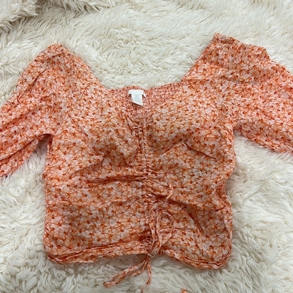 H&M orange top